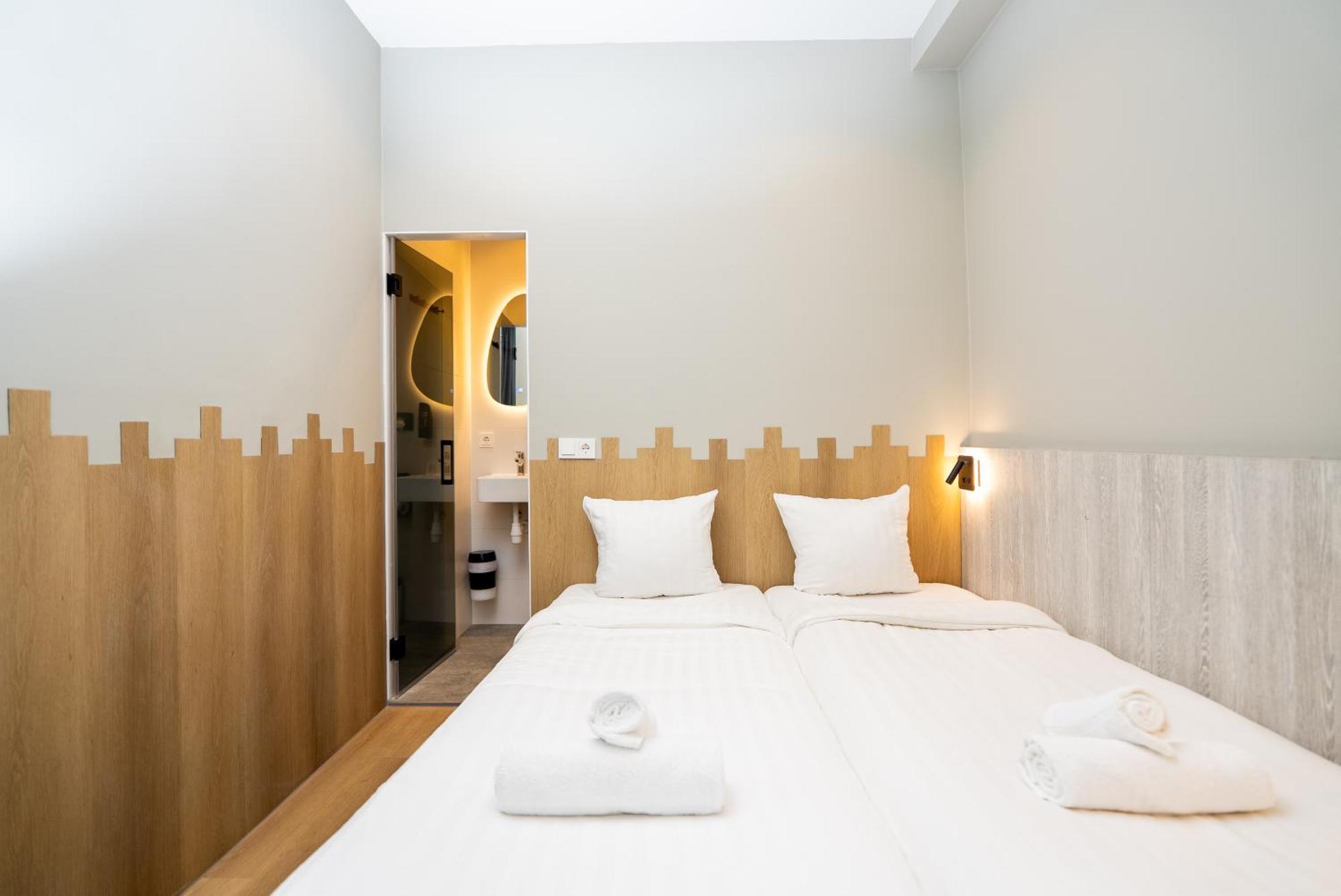 Crown Hotel